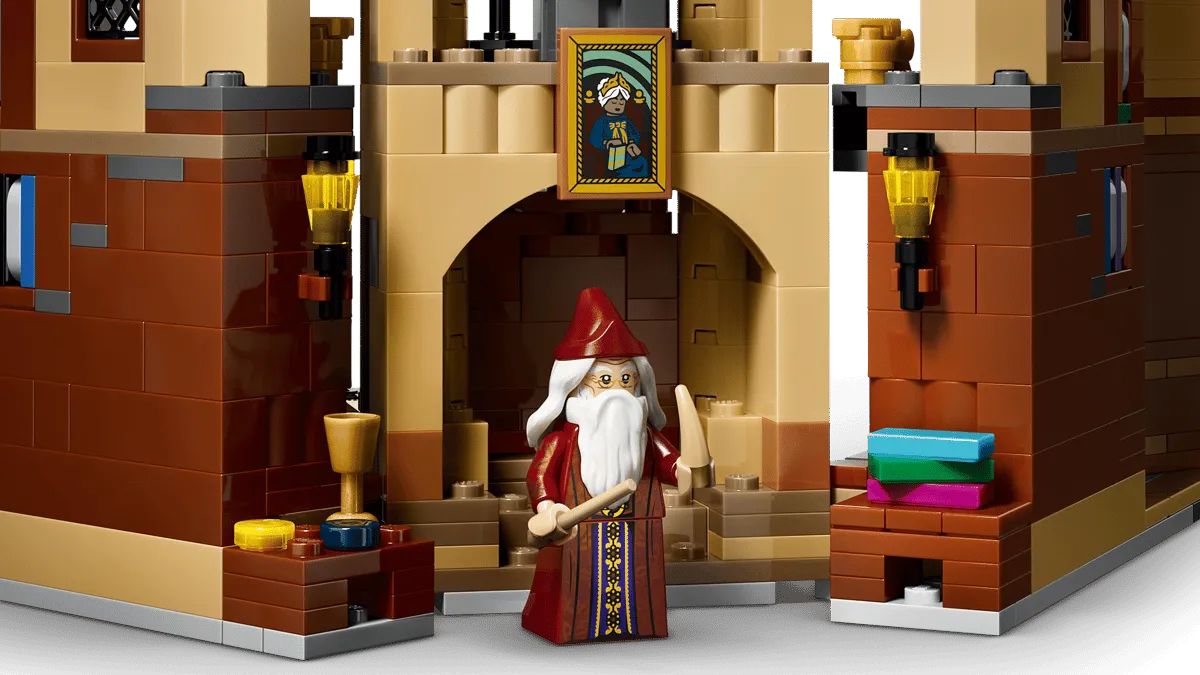 Dumbledore Minifigure Close-up.
