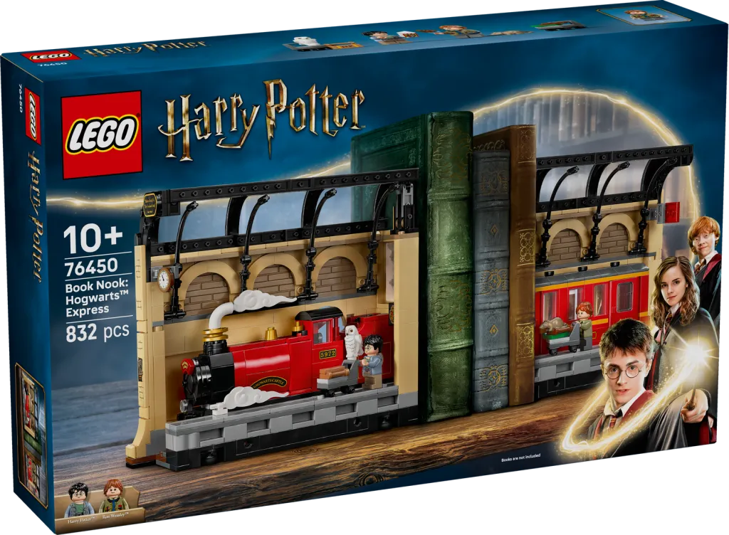Front view of the LEGO Harry Potter Book Nook: Hogwarts™ Express box, featuring the train set integrated with book spines.