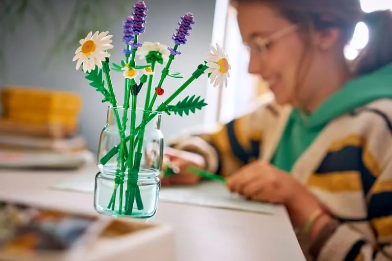 Enjoying LEGO Daisies build.