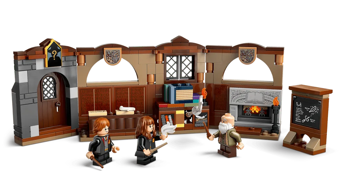 Hogwarts Charms Class set, unfolded view.