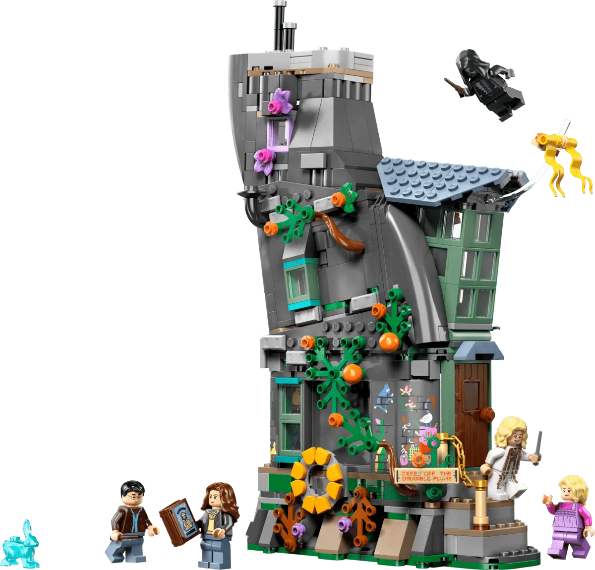 Luna Lovegood's House with minifigures.