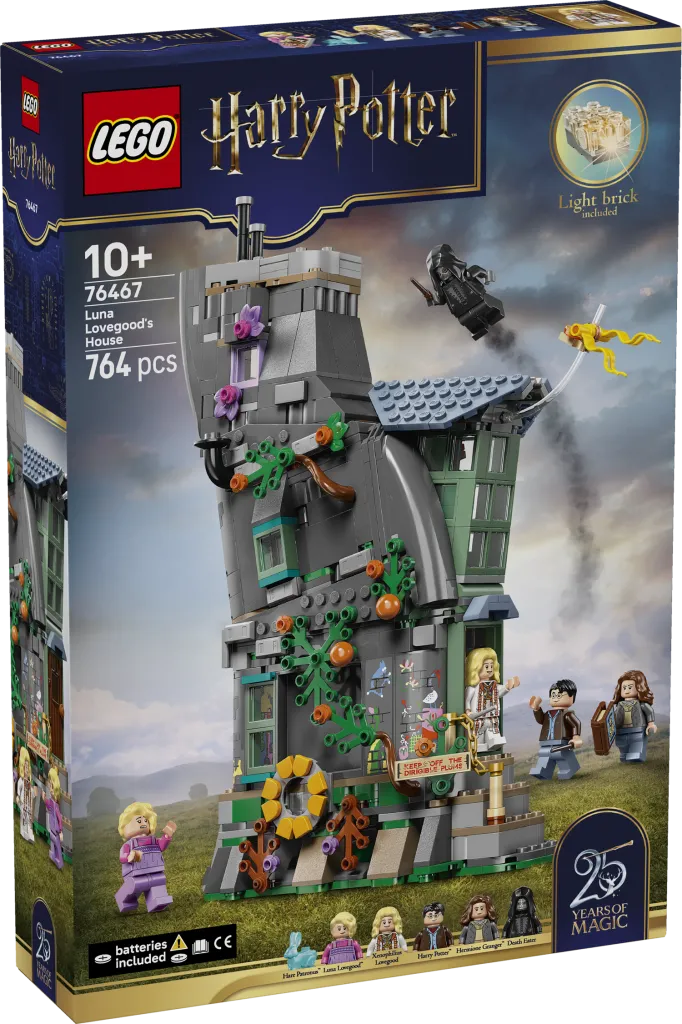 Front of the LEGO Harry Potter Luna Lovegood's House box, displaying the assembled set, minifigures, and product details like set number 76467, 764 pieces, and a 'Light brick included' icon.