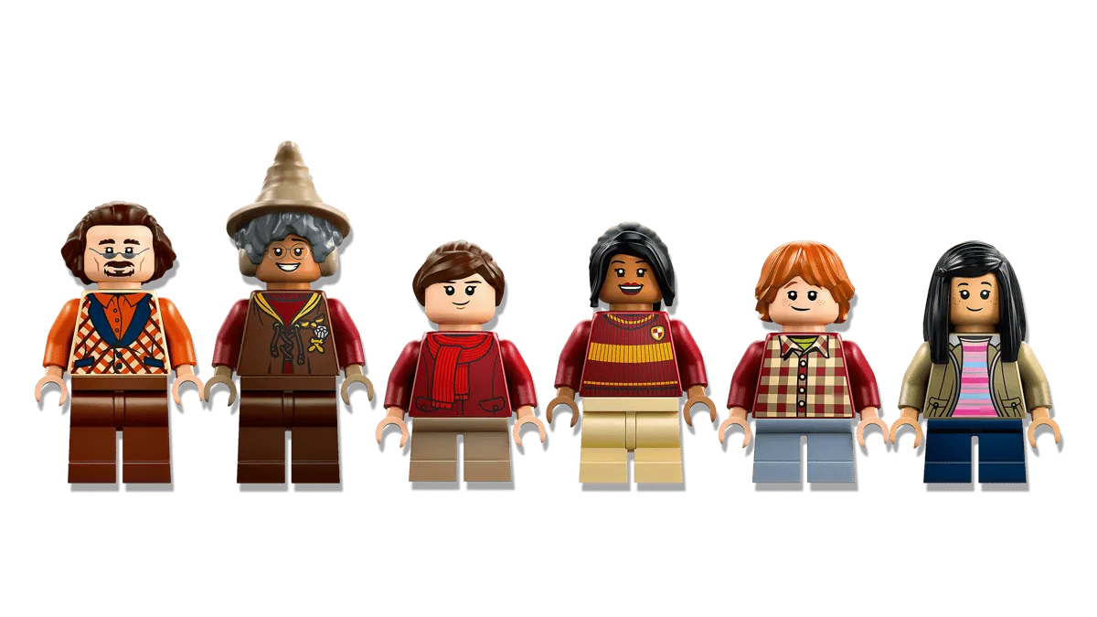 Minifigure lineup.