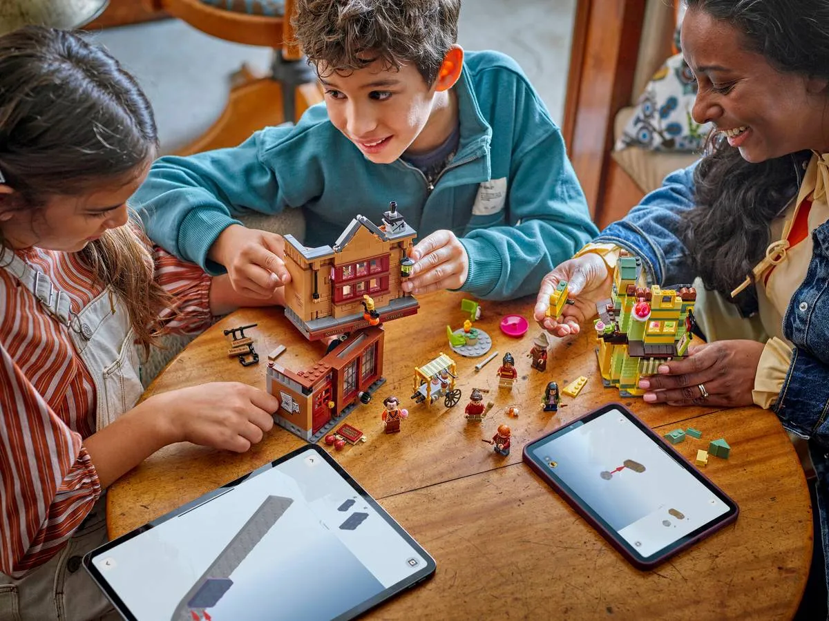 Building with digital instructions.