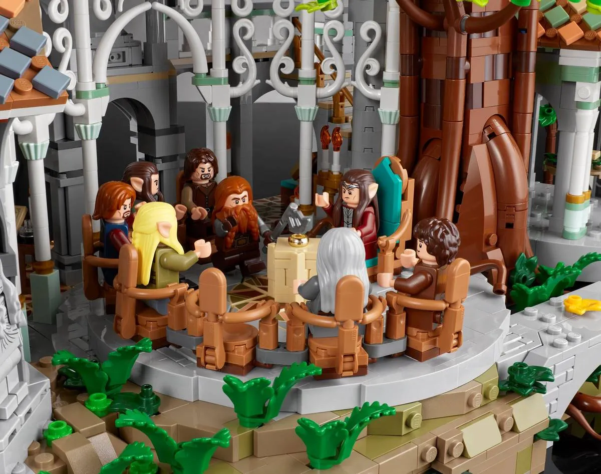 Council of Elrond close-up.
